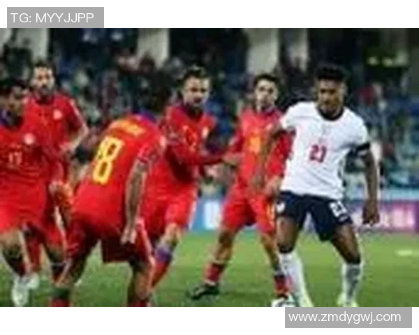 足球明星风采呈现经典瞬间图集展现最耀眼的球场英姿与激动时刻